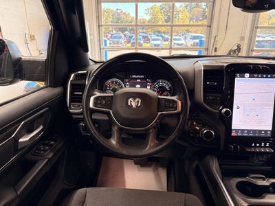 2024 RAM 1500 Big Horn/Lone Star 5.7L Hemi V8 w/ Blind Spot Alert