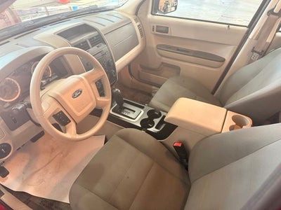 2010 Ford Escape XLS