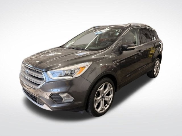 2017 Ford Escape Titanium 4x4 w/ Collision Alert