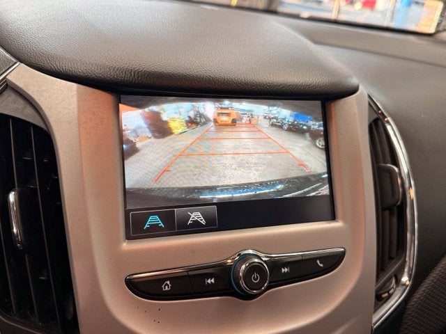 2017 Chevrolet Cruze LS w/ Backup Cam