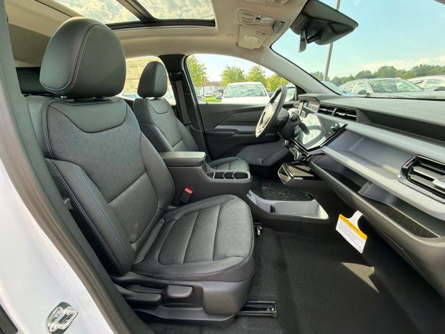 2027 Chevrolet Bolt EV LT
