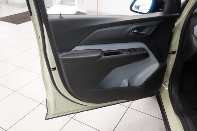 2027 Chevrolet Bolt EV LT