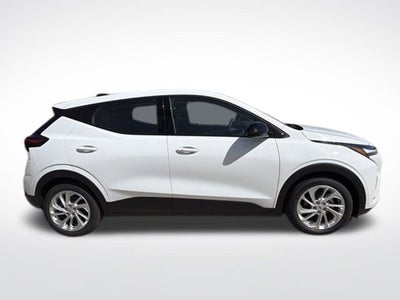 2027 Chevrolet Bolt EV LT
