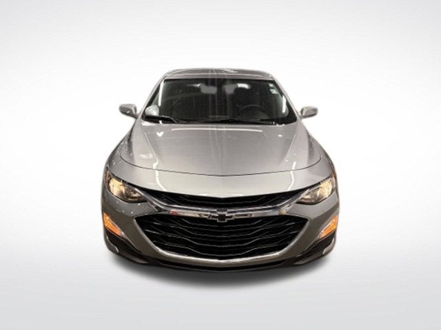 2025 Chevrolet Malibu RS w/ Collision Alert