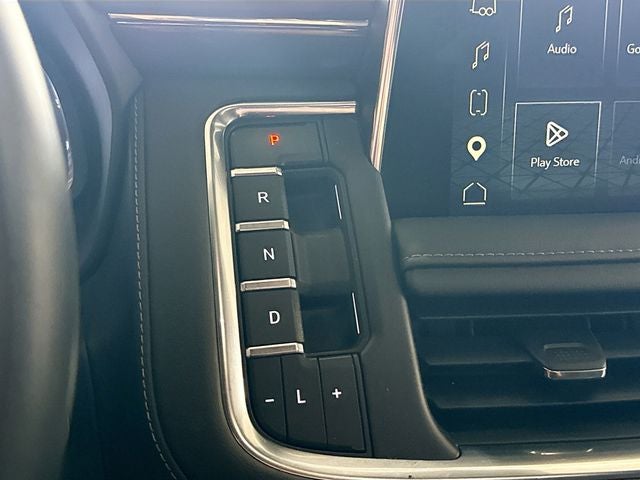 2023 GMC Yukon SLE