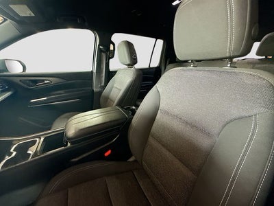 2024 Chevrolet Traverse LS