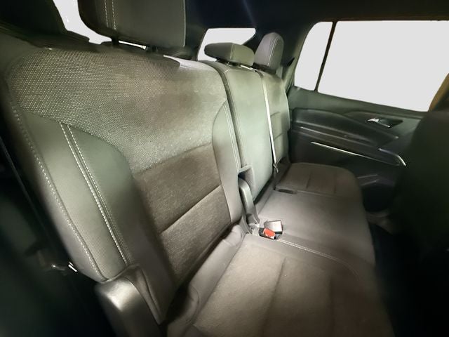2024 Chevrolet Traverse LS