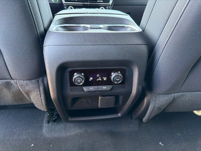 2027 Chevrolet Traverse LT 2LT