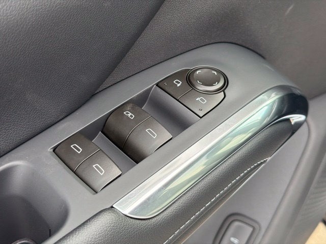 2027 Chevrolet Traverse LT 2LT