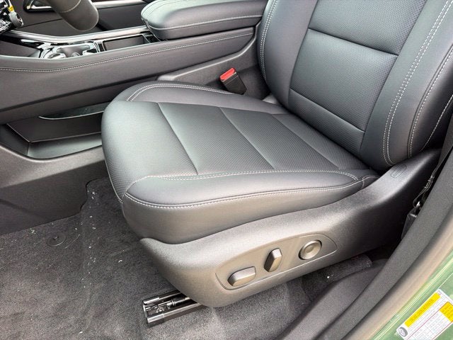 2027 Chevrolet Traverse LT 2LT