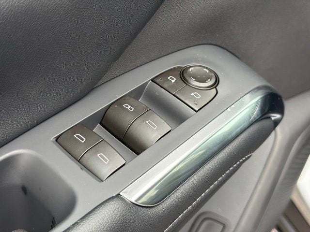2027 Chevrolet Traverse LT 2LT