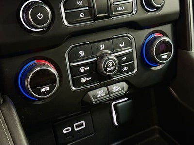 2023 Chevrolet Suburban LS