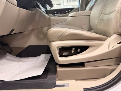 2018 Cadillac Escalade Luxury