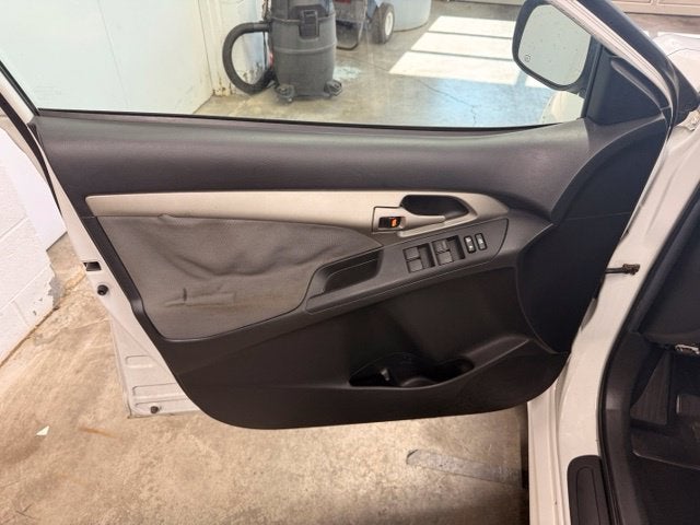 2009 Toyota Matrix Base