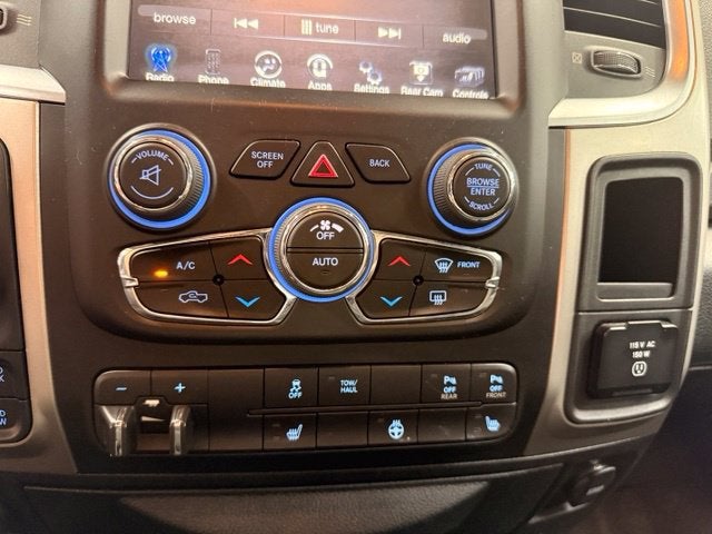 2017 RAM 1500 Big Horn HEMI w/ Htd Seats