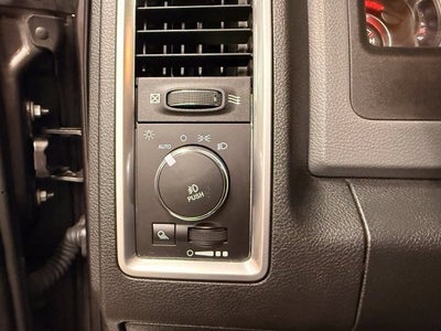 2017 RAM 1500 Big Horn HEMI w/ Htd Seats