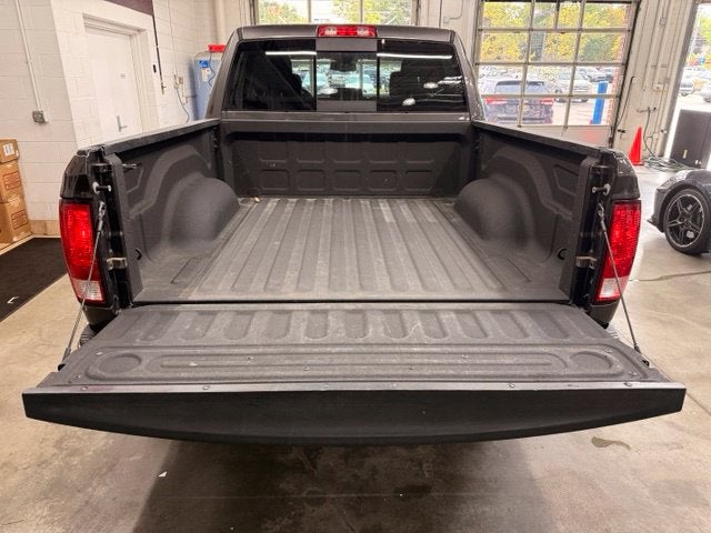 2017 RAM 1500 Big Horn HEMI w/ Htd Seats