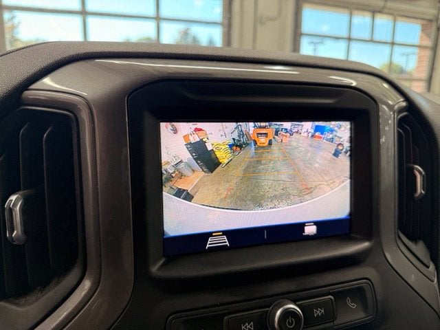 2021 Chevrolet Silverado 1500 Custom Trail Boss V8 w/ REMOTE START