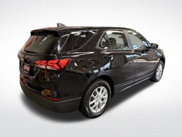 2024 Chevrolet Equinox LS w/ LANE KEEP ASSIST