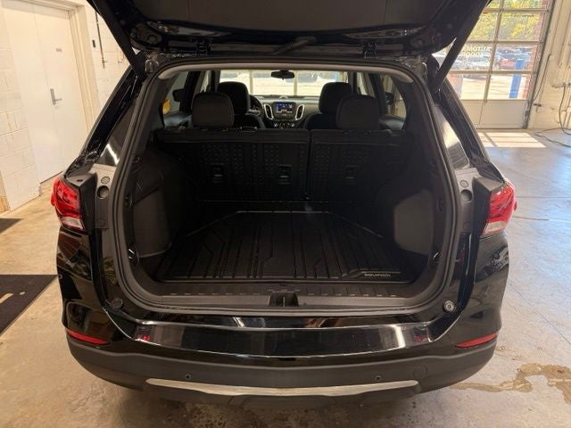 2024 Chevrolet Equinox LT w/ Blind Zone Alert