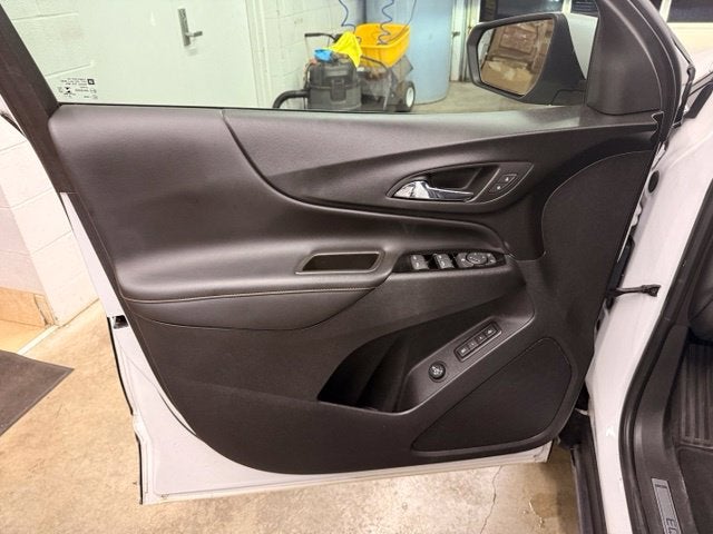 2022 Chevrolet Equinox Premier w/ Pwr Liftgate