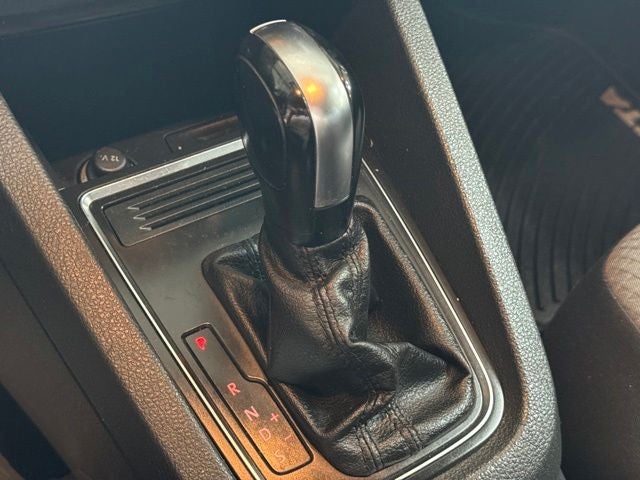 2017 Volkswagen Jetta 1.4T S W/ BRAND NEW TIRES