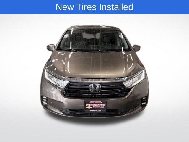 2021 Honda Odyssey Touring W/ POWER SLIDING DOORS