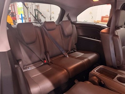 2021 Honda Odyssey Touring W/ POWER SLIDING DOORS