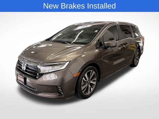 2021 Honda Odyssey Touring W/ POWER SLIDING DOORS