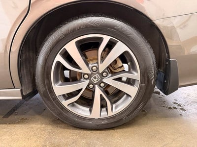 2021 Honda Odyssey Touring W/ POWER SLIDING DOORS