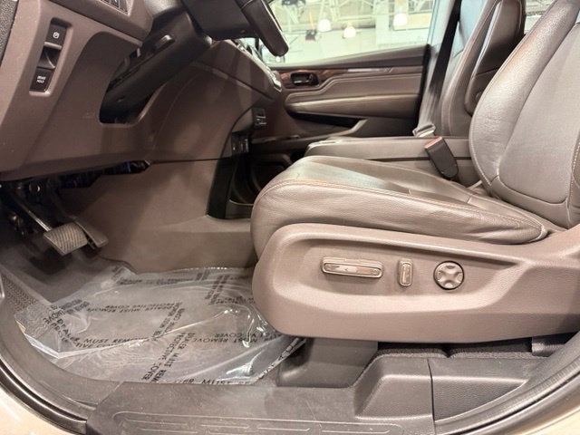 2021 Honda Odyssey Touring W/ POWER SLIDING DOORS