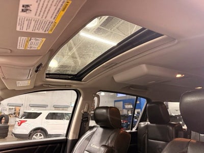2015 Nissan Armada Platinum AWD w/ Rear DVD