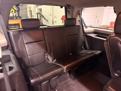 2015 Nissan Armada Platinum AWD w/ Rear DVD