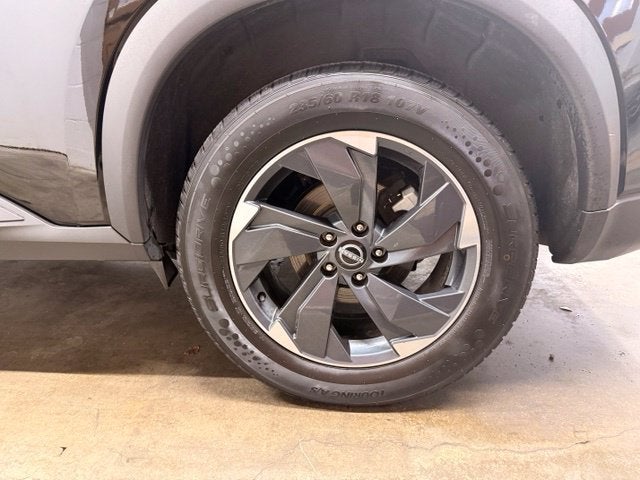 2024 Nissan Rogue SV AWD w/ Collision Alert