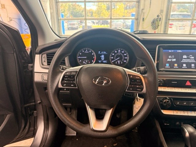 2019 Hyundai Sonata SE w/ BLIND SPOT ALERT