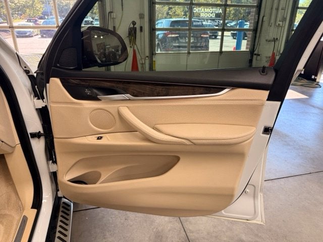 2015 BMW X5 xDrive50i w/ Htd Seats/Steering Wheel
