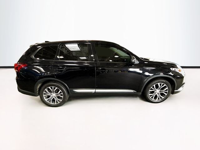 2018 Mitsubishi Outlander ES