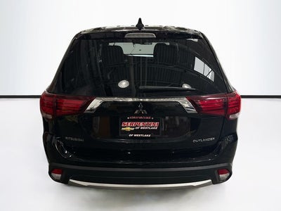 2018 Mitsubishi Outlander ES