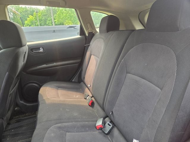 2013 Nissan Rogue S AWD W/ NEW TIRES