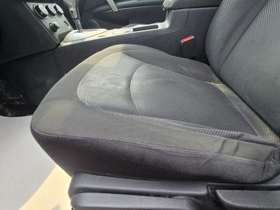 2013 Nissan Rogue S AWD W/ NEW TIRES