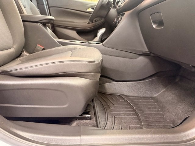 2023 Buick Encore GX Select AWD w/ Collision Alert