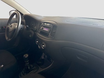 2011 Hyundai Accent GL