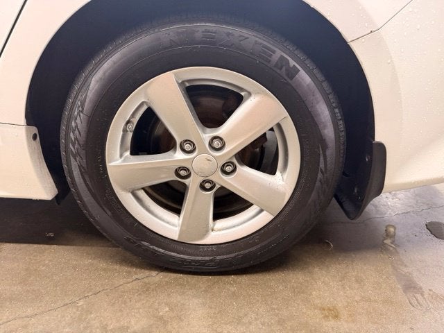 2015 Kia Optima LX w/ Auto Headlights