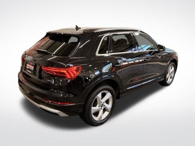 2021 Audi Q3 Premium quattro w/ Pwr Liftgate