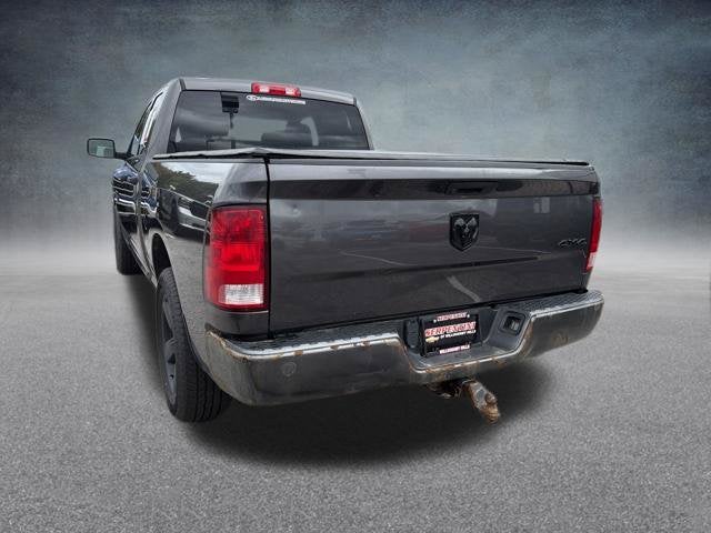 2019 RAM 1500 Classic Express 4WD