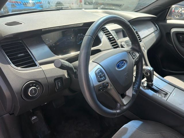 2014 Ford Taurus SEL