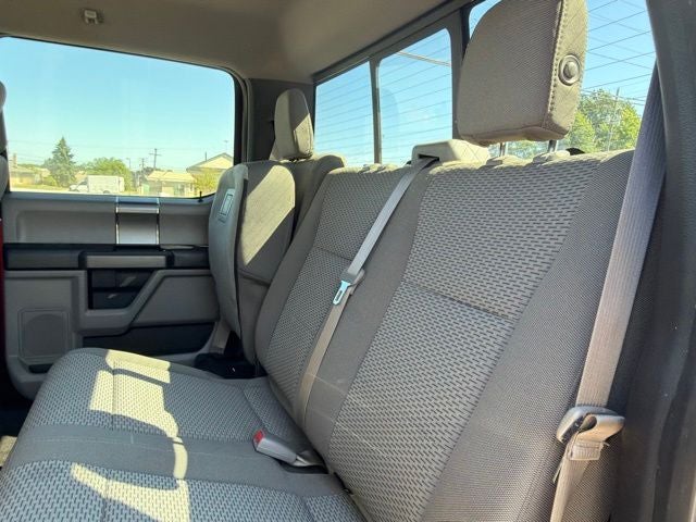 2017 Ford F-150 XLT 4WD W/ HEATED SEATS