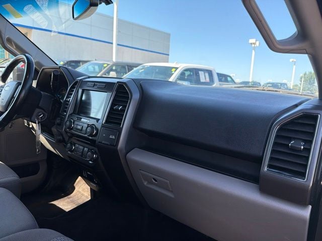 2017 Ford F-150 XLT 4WD W/ HEATED SEATS