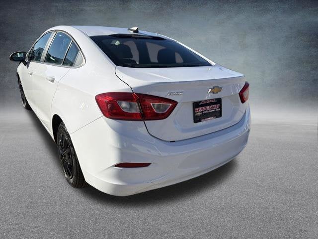 2018 Chevrolet Cruze LS