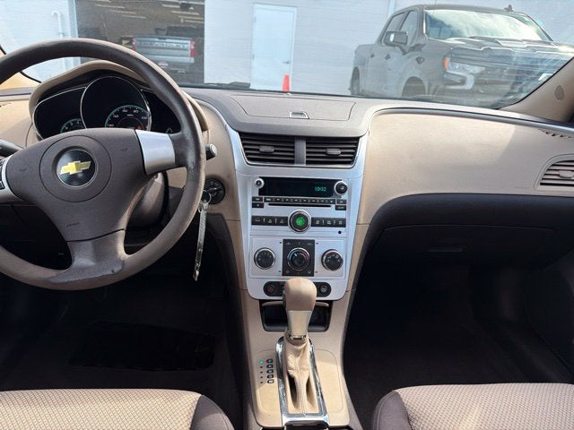 2011 Chevrolet Malibu LS 1LS